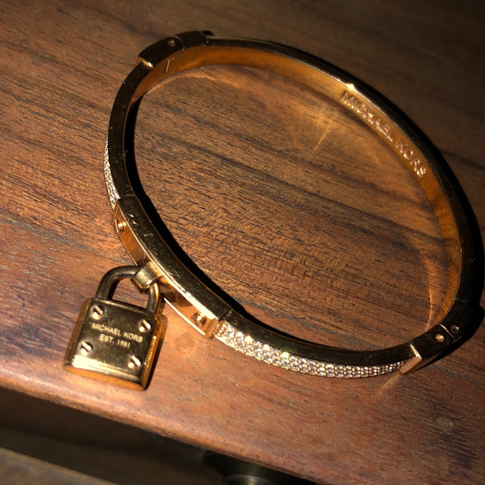 Michael Kors gold bracelet